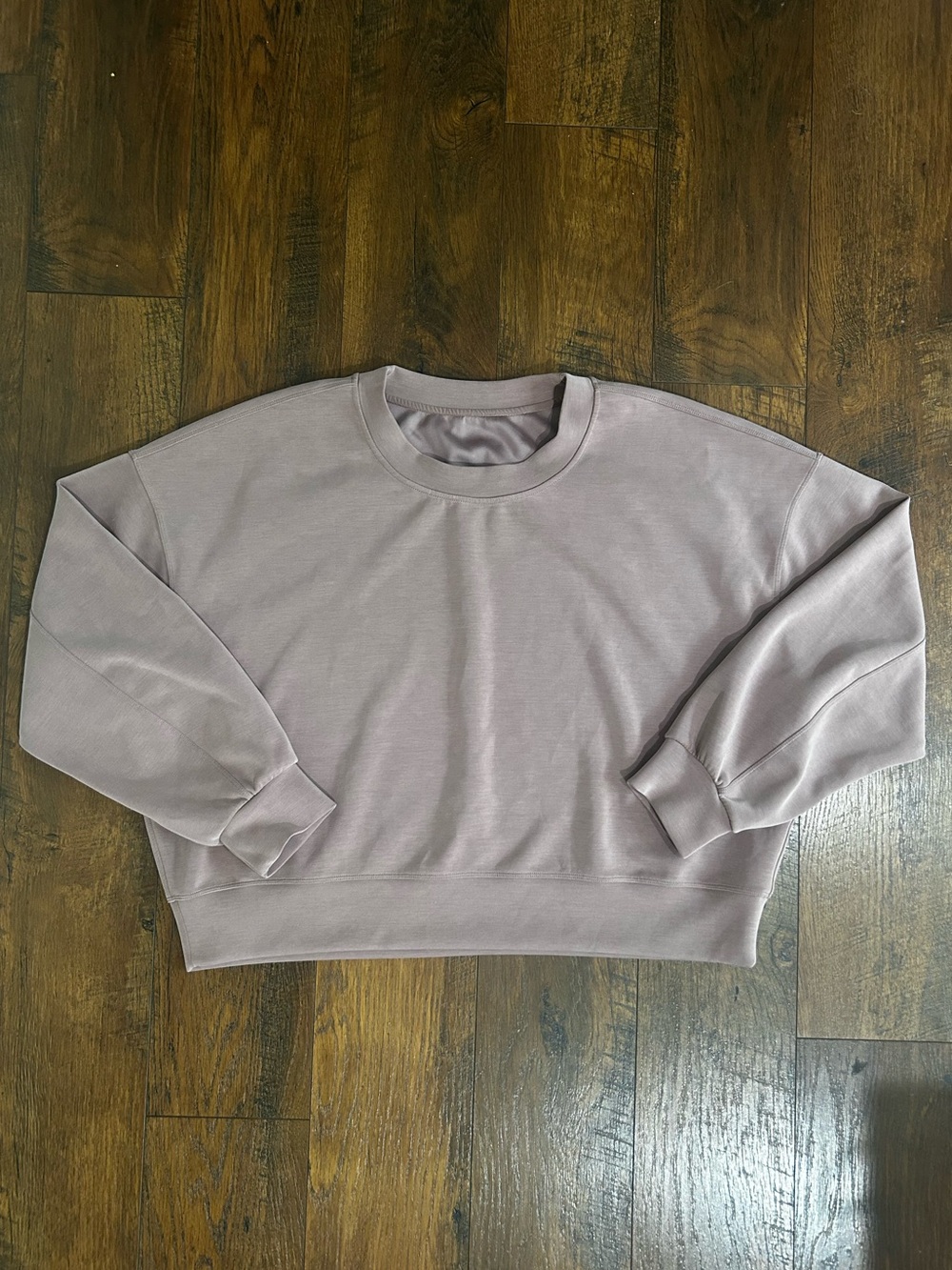 Lululemon Perfectly Oversized Cropped Crew *Softstreme